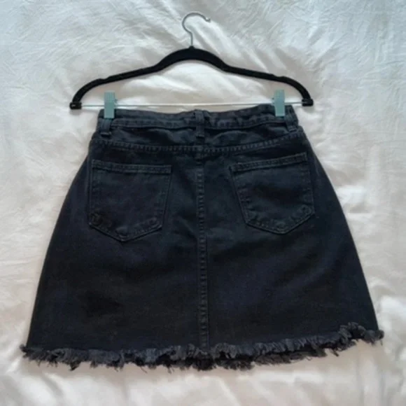 Shein Black Denim Distressed Mini Skirt NWOT - Picture 2 of 5